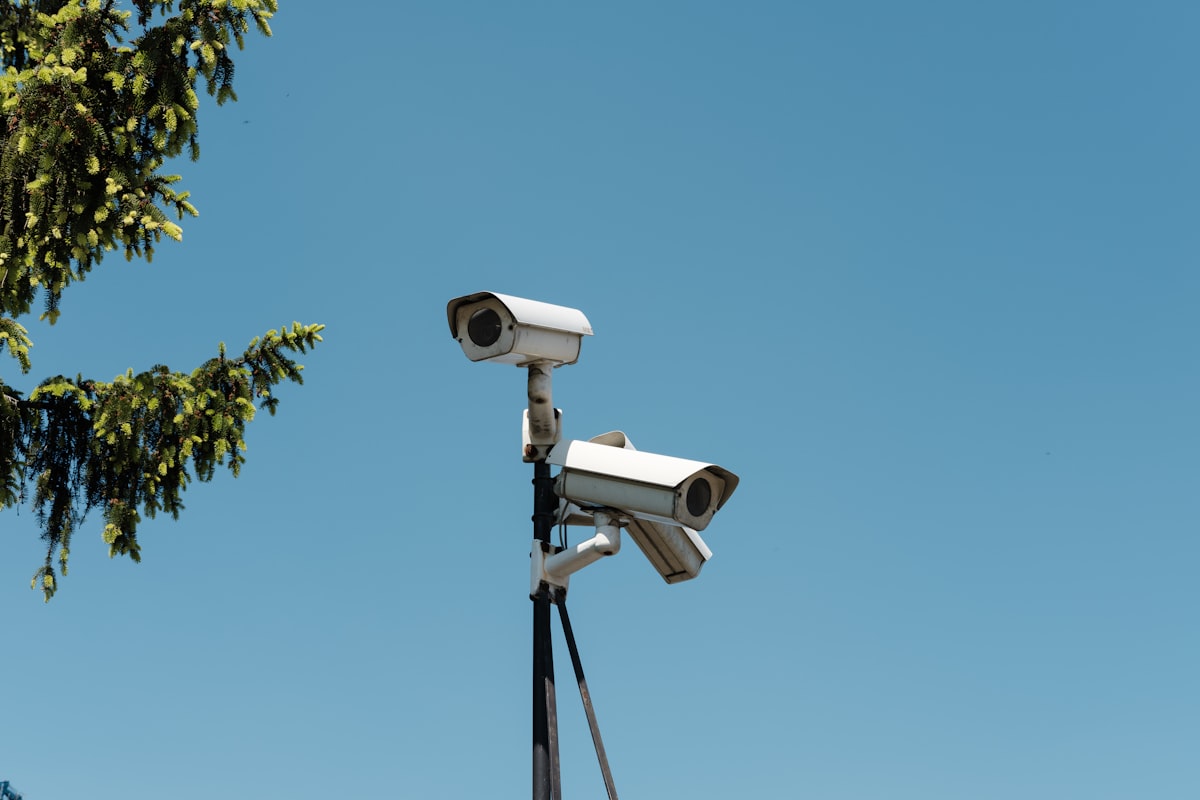 كاميرات المراقبة CCTV